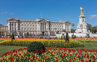 Buckingham Palace - Bildquelle Wikipedia / DAVID ILIFF. License: CC-BY-SA 3.0