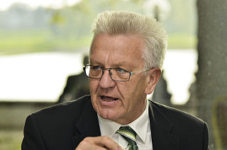 Winfried Kretschmann - Bildquelle: Wikipedia / Bündnis 90/Die Grünen Nordrhein-Westfalen