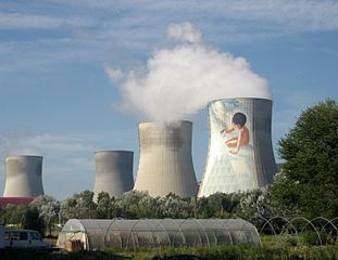 Centrale nucléaire de Cruas - Bildquelle: Wikipedia / Maarten Sepp, Creative Commons Attribution-Share Alike 3.0 Unported