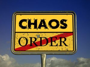 Chaos und Ordnung - Bildquelle: Pixabay/geralt; CC0 Creative Commons