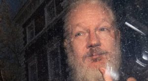 Julian Assange - Bildquelle: www.activistpost.com