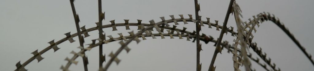 NATO Stacheldraht - Bildquelle: Pixabay / Hans; Pixabay License